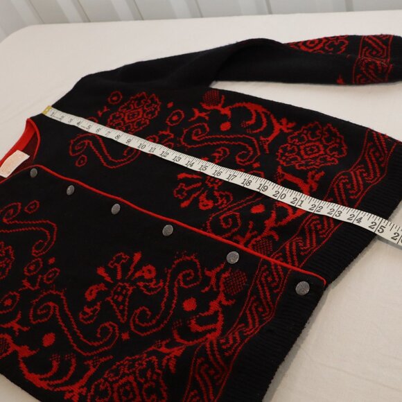 Pendleton Vintage Women's 100% Wool Cardigan Red Black Scroll Design Size Med - Picture 6 of 9